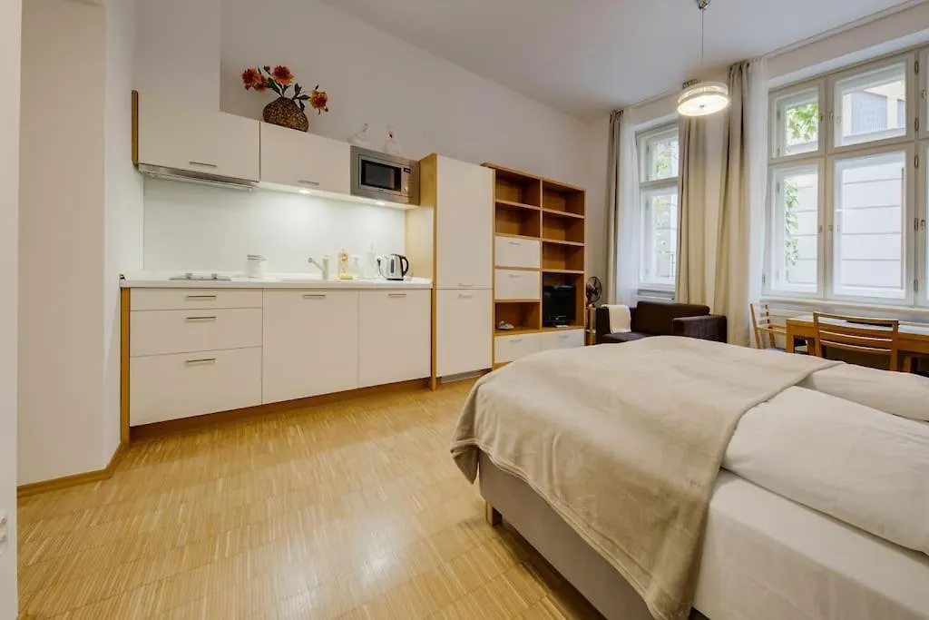 Apartment Deluxe Suite In Prime Location Prague Czech Republic